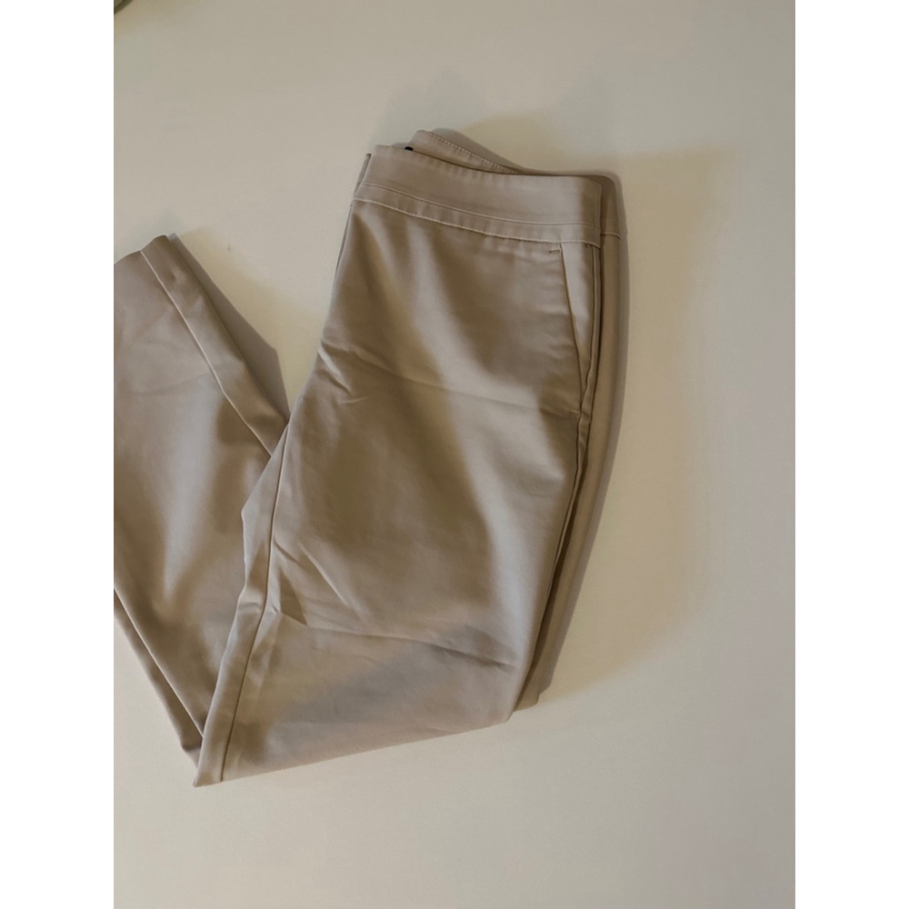 Women's Ann Taylor Khaki Beige Pants Size 4 - Picture 3 of 6